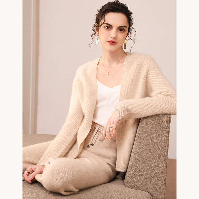 100%山羊绒V领我只无扣针织开衫