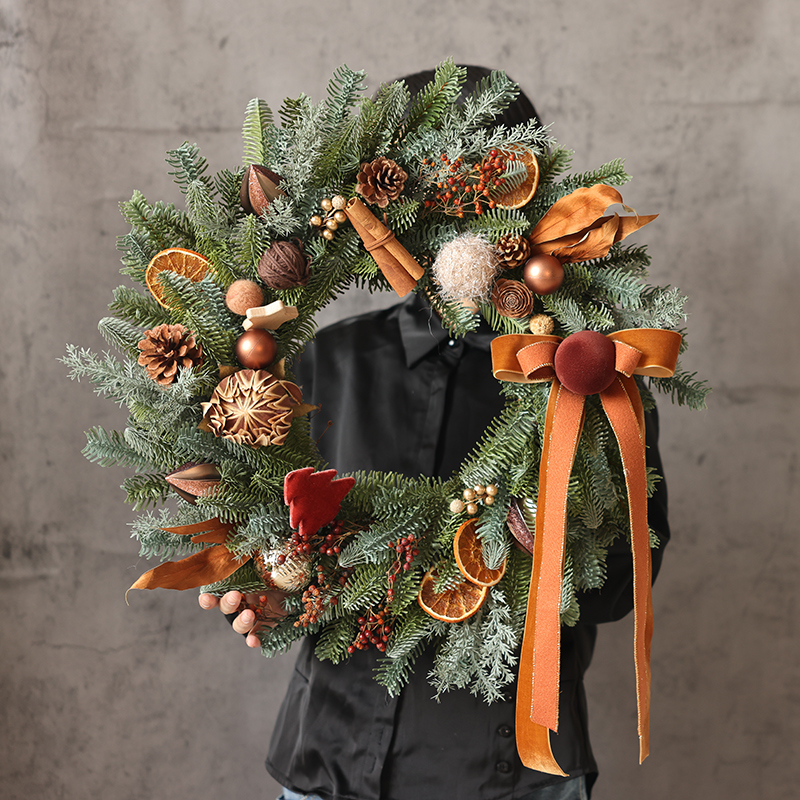 2025年新款纯手工晚秋圣诞花环仿真诺贝松圣诞装饰挂饰门挂圣诞圈