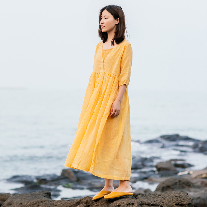 梭家（清酒）原创夏季新款女苎麻黄色五分袖连衣裙两件套长裙