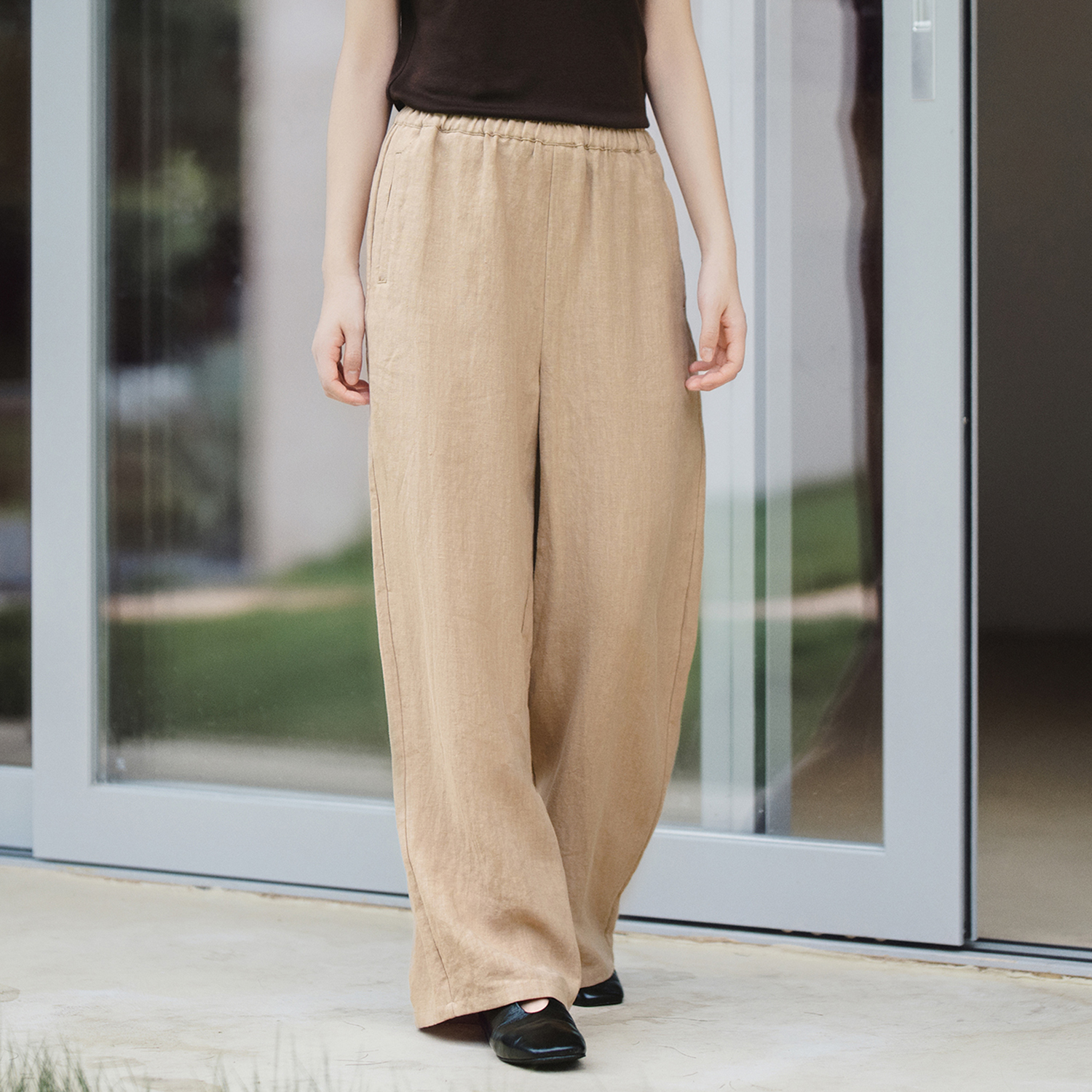 卡其色亚麻松紧腰阔腿裤