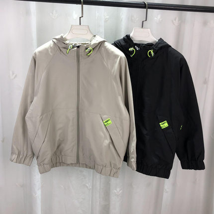 布 品牌折扣童装中大童男童梭织外套儿童春秋连帽休闲服