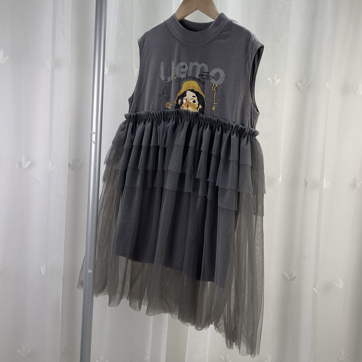 又M高端品牌撤柜童装中大童女童连衣裙儿童夏季拼网纱休闲背心裙