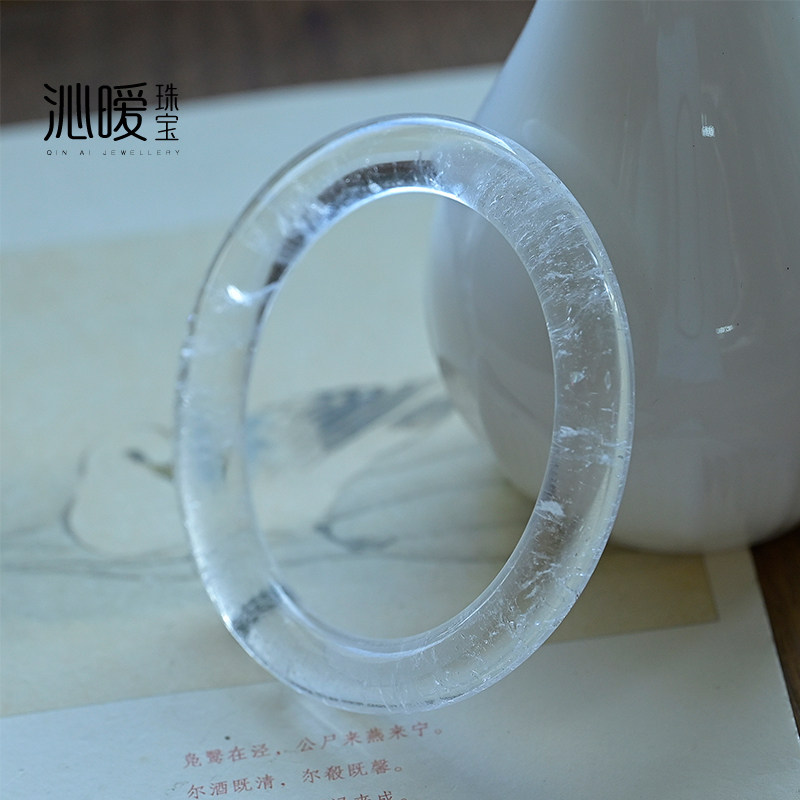 保真白水晶手镯女圆条冰晶镯子甜美白色透明原石天然水晶手镯礼物