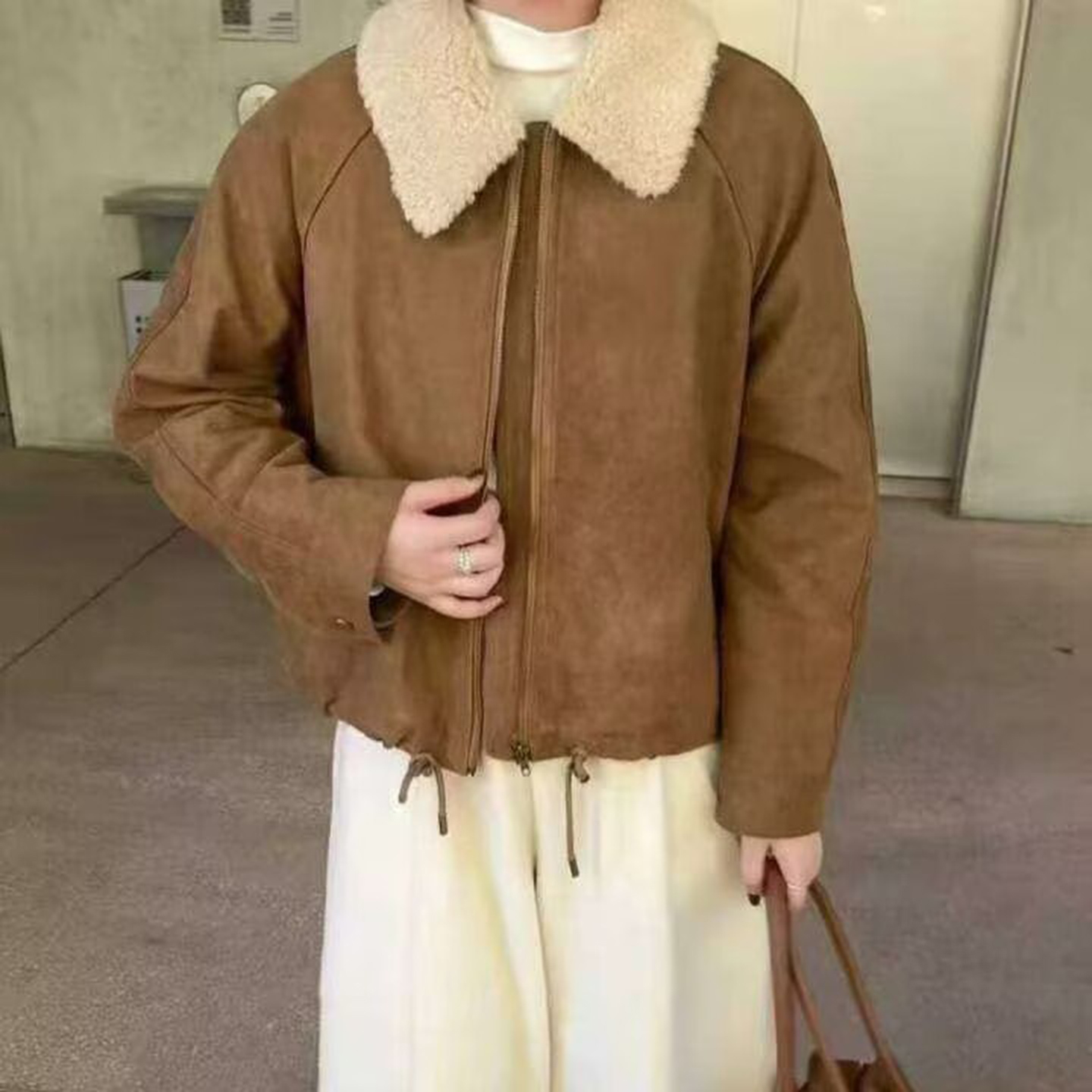 港风时尚百搭宽松皮毛一体鹿皮绒外套女2025秋冬新款加厚保暖棉衣