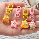 新款 海绵宝宝派大星钥匙扣可爱铃铛挂件少女书包配饰礼物闺蜜手工