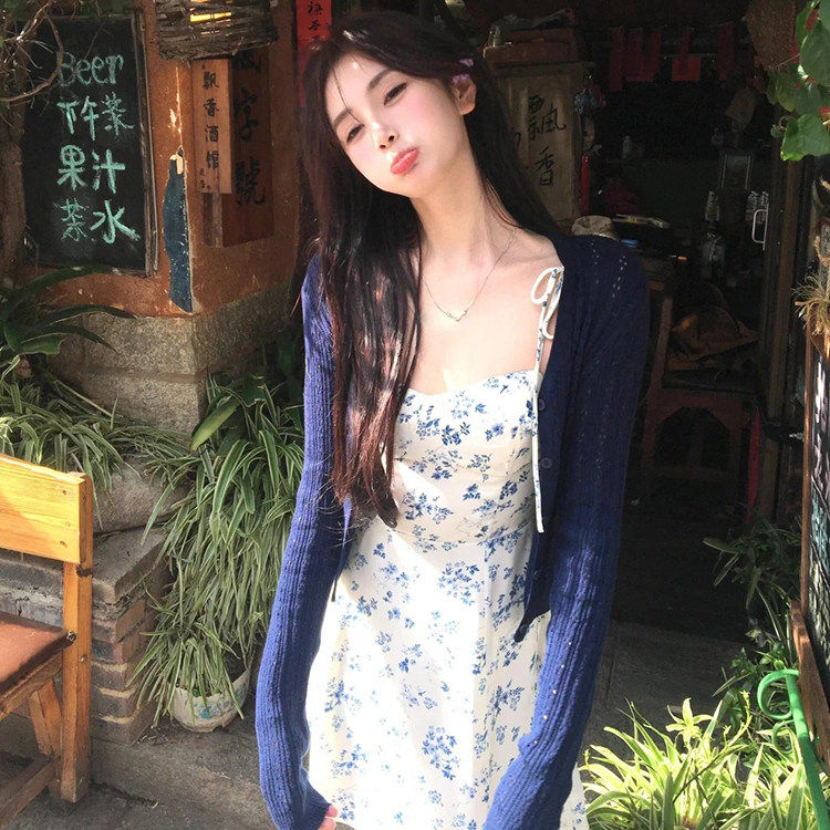 2026新款法式小个子短裙蓝色碎花吊带两件式洋装装女夏