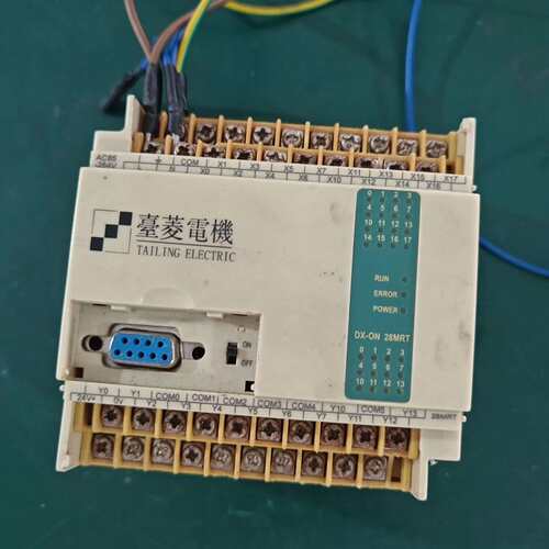 议价台菱PLC，型号DX-28MRT，拆机件，成色看看图，有点使