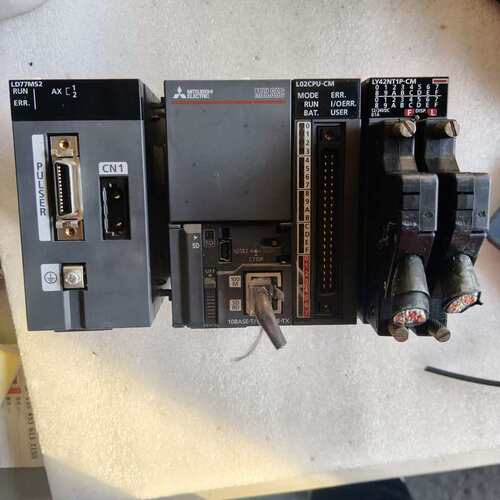 议价三菱PLC模块L02CPU-CM LY42NT1P-CM