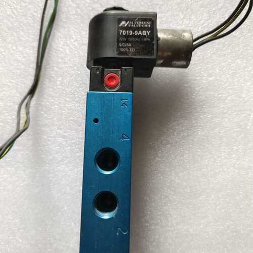 议价AV电磁阀 L2003AAWR，实图现货一只，功能完好