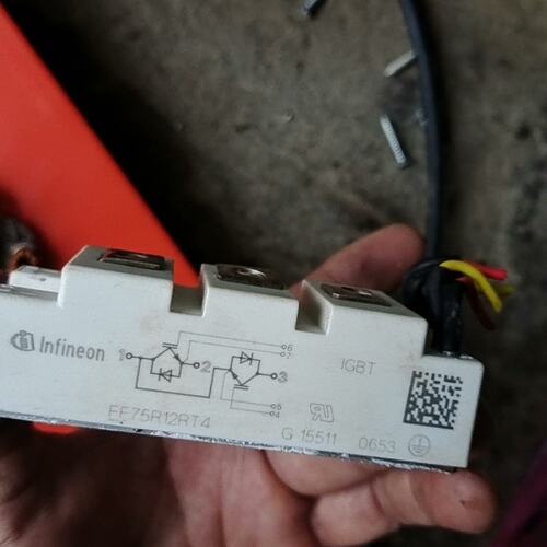 议价Infineon英飞凌模块FF75R12RT4两个拆机功能包