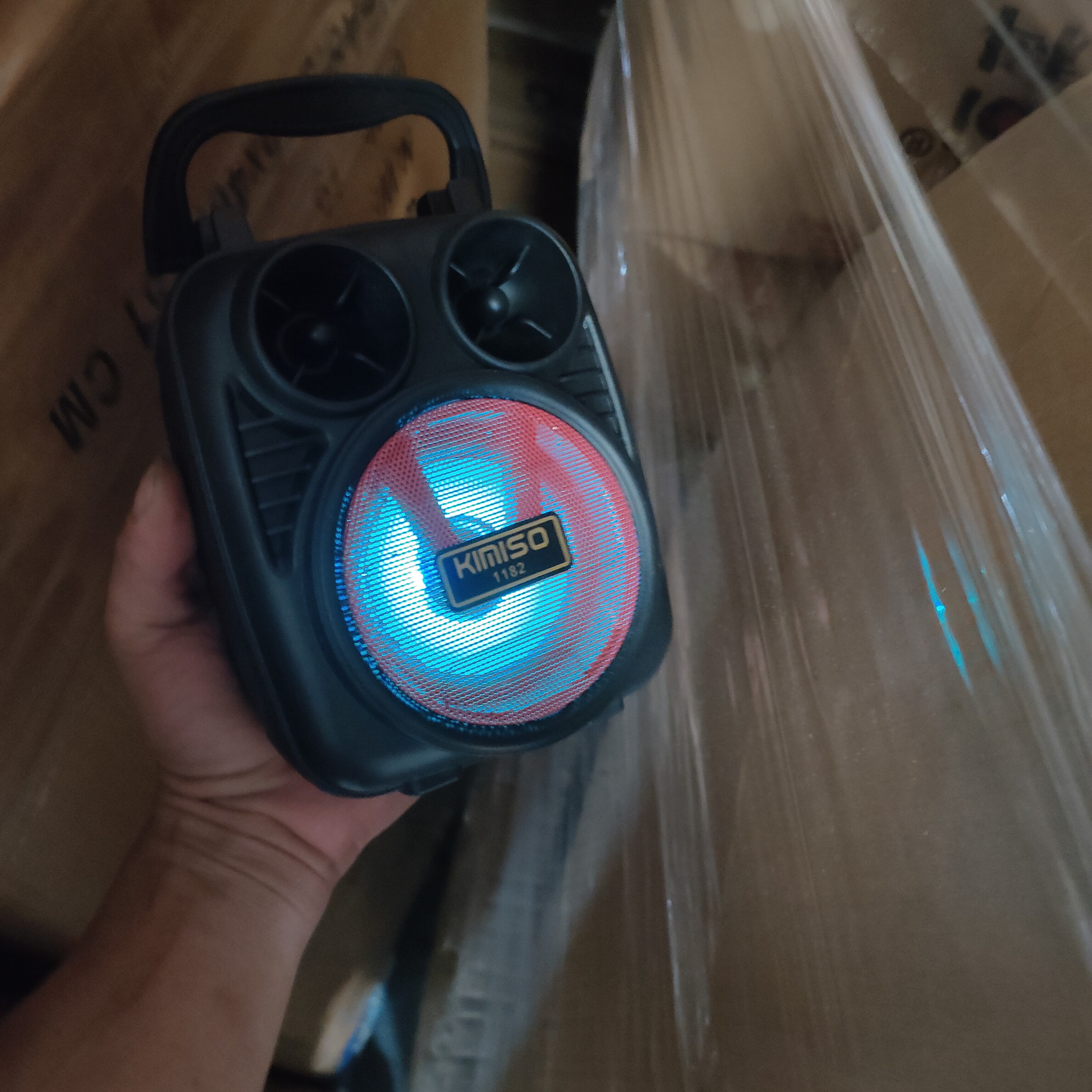 便携式蓝牙音响话筒户外手提低音炮麦克风k歌插卡广场舞音箱