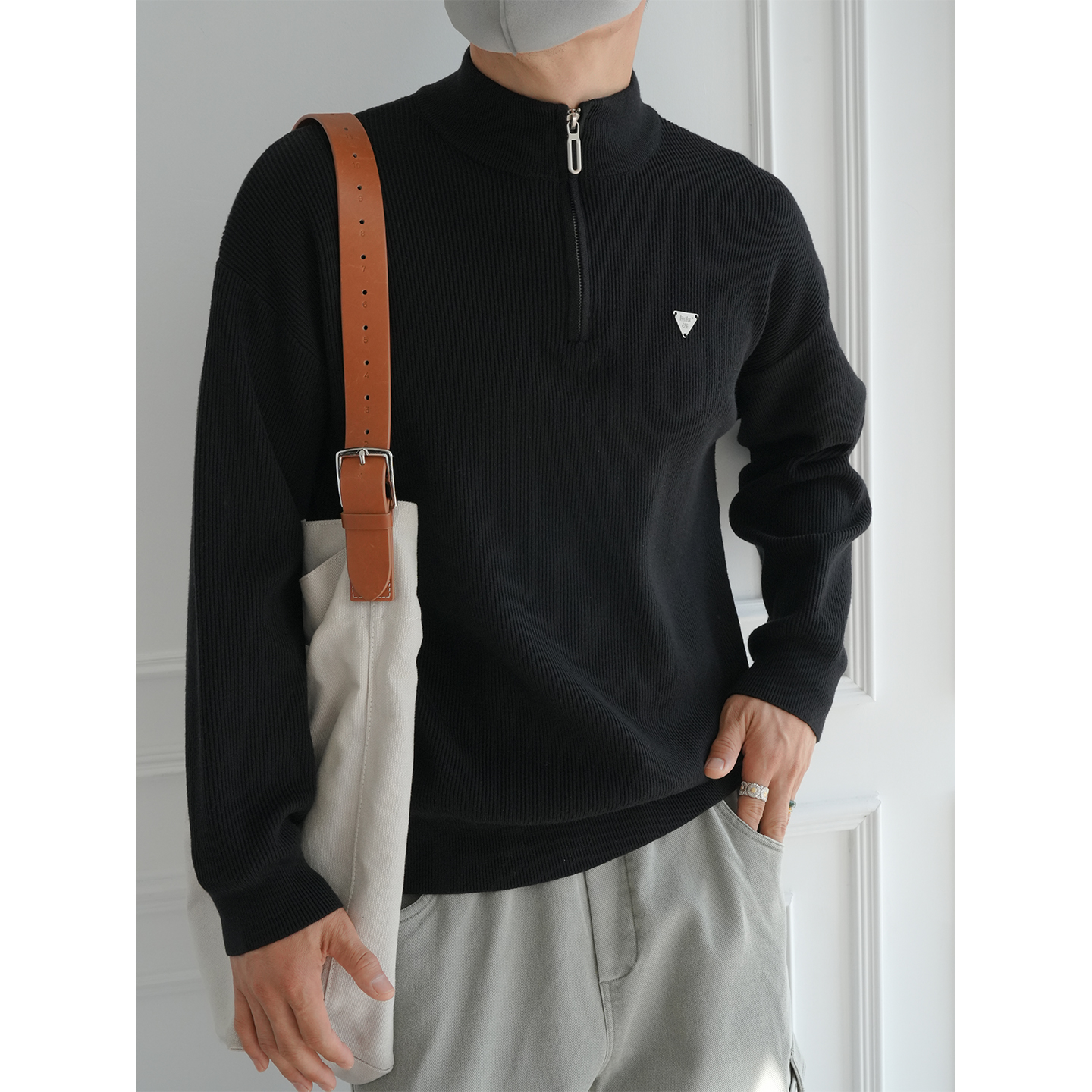 韩版轻奢简约金属标立领针织外套男秋冬潮流新款半拉链套头毛衣