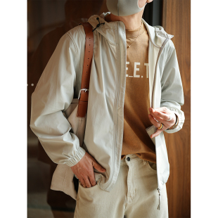 简约户外徒步轻薄连帽防晒服夹克男夏季 宽松透气皮肤衣 潮流情侣款