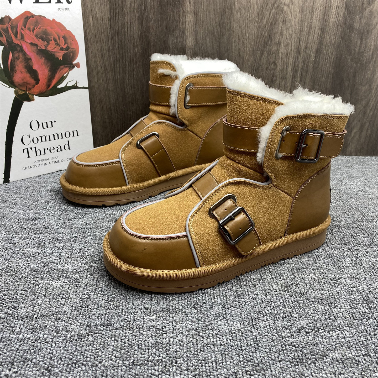 雪地靴女真皮皮带扣短筒女棉靴