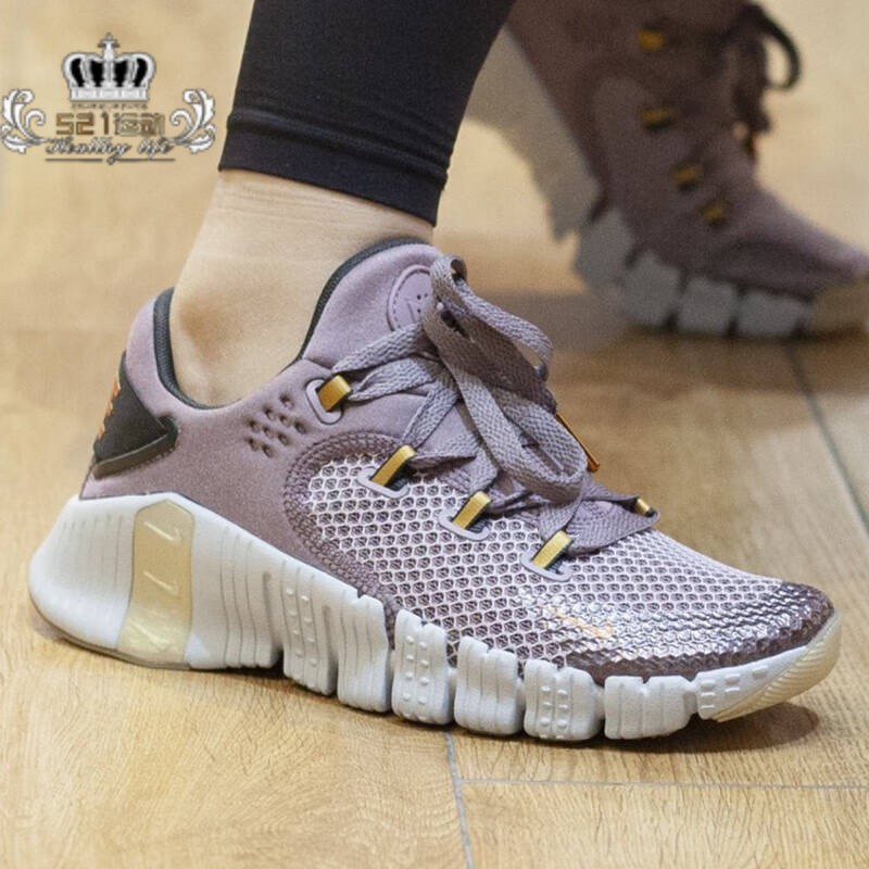 耐克Free Metcon4女子减震回弹轻便透气防滑综合训练鞋DQ4678-500