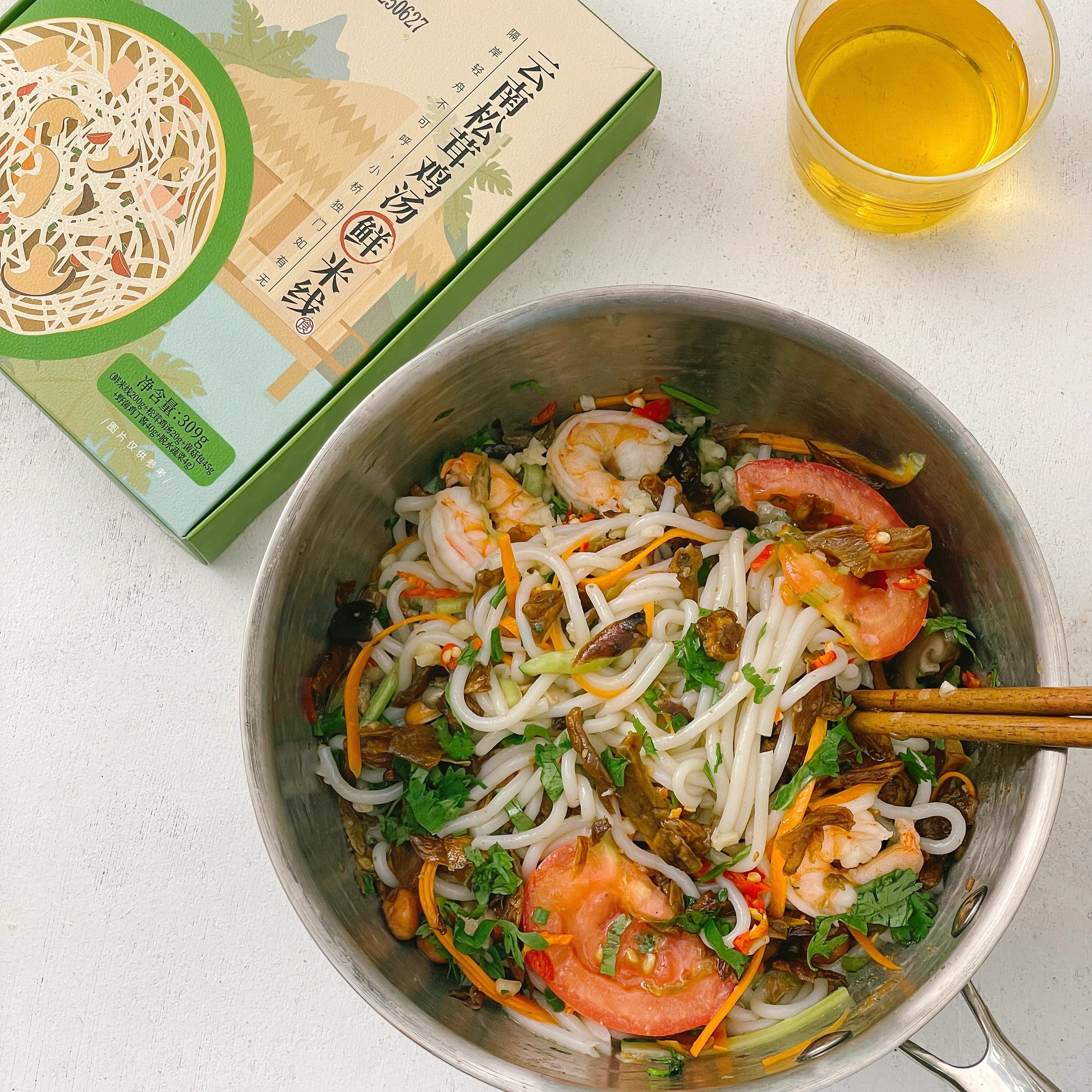 云南松茸鸡汤鲜米粉米线怒江独龙鸡野生松茸牛肝菌料包（湿米线）,粮油调味/速食/干货/烘焙,方便米线/米粉,淘宝优惠券,粉丝福利购,淘宝优惠卷