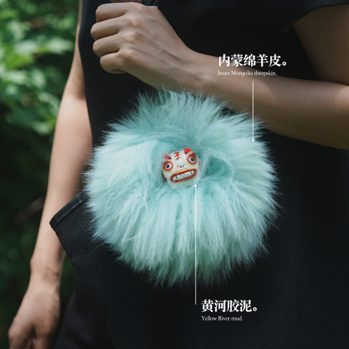 浚县非遗皮老虎包挂国潮礼物
