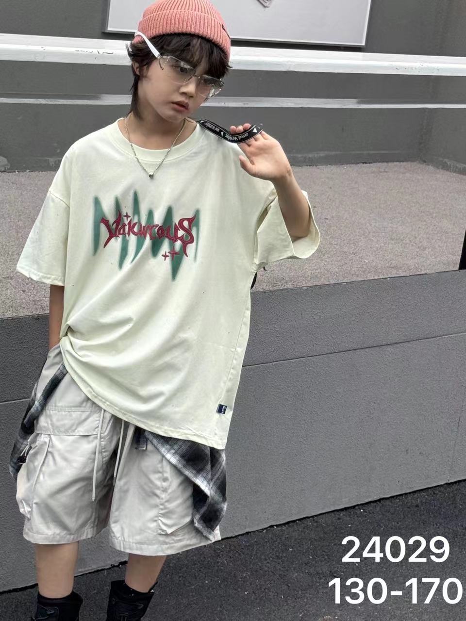 实体同步中大童男童纯棉T恤夏季韩版网红休闲运动休闲装炸街帅气