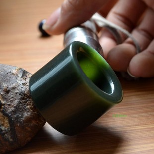 新疆和田玉青玉扳指天然玉石黑羊脂原石戒指正品黑青玉男士款