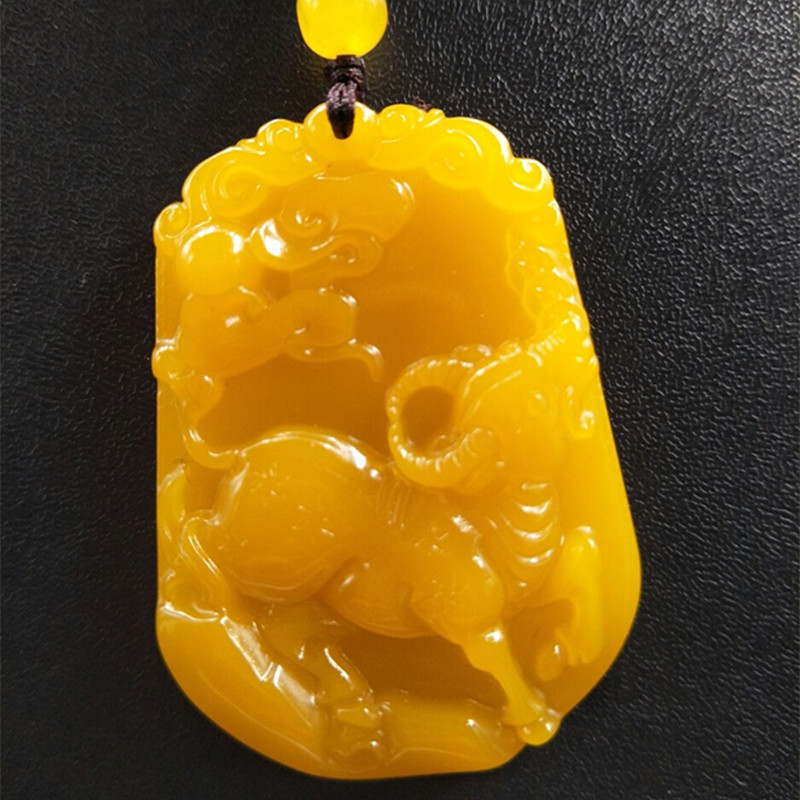 黄龙玉十二生肖牛玉牌生肖鼠虎兔龙蛇马羊猴鸡狗本命年转运玉吊坠