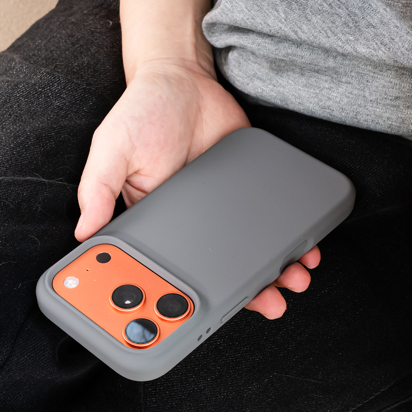 苹果17手机壳液态硅胶软糯防摔