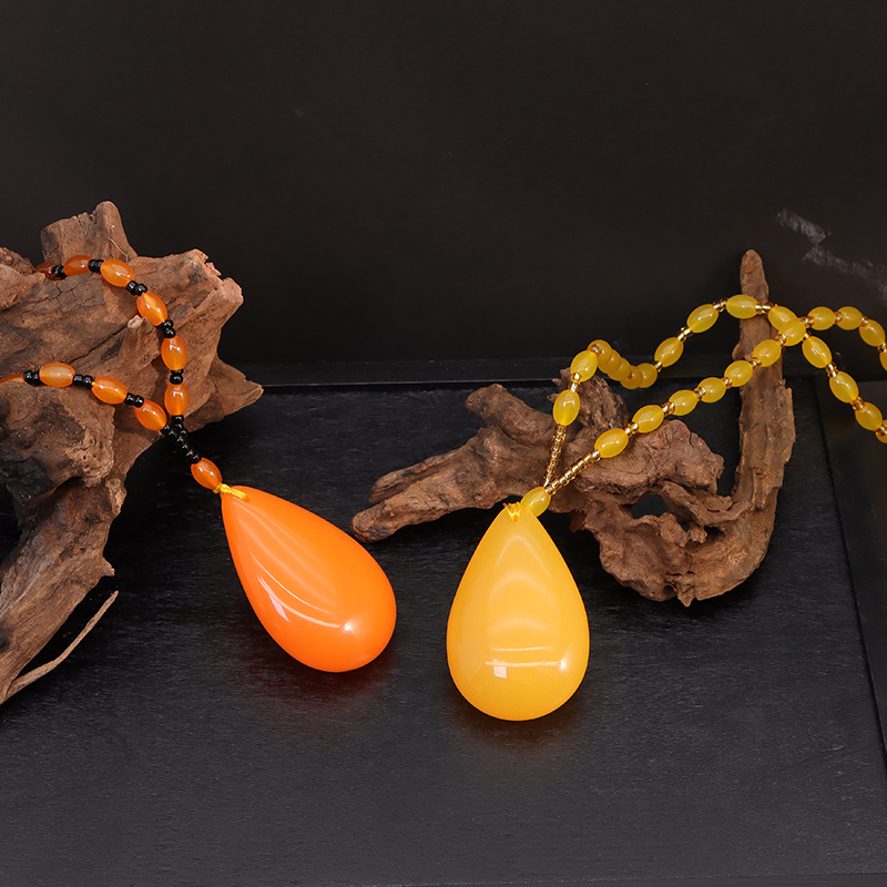 民族风蜜蜡项链水滴平安扣葫芦吊坠鸡油黄琥珀男女长款毛衣链挂件