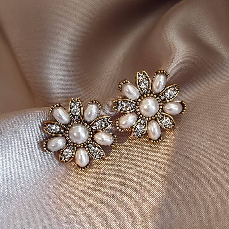 法式复古做旧珍珠花朵耳钉女