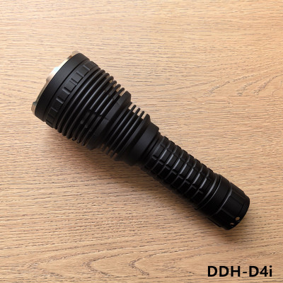 26650手电筒SST40Type-C充电