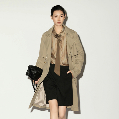 XG/雪歌大翻领卡其色中长款风衣
