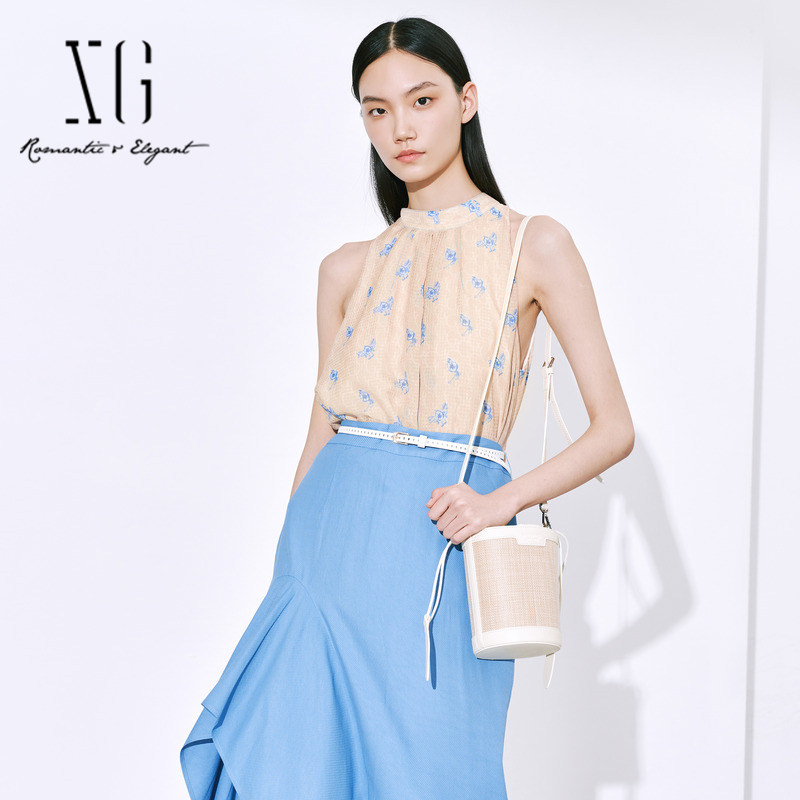 xg雪歌正品无袖衬衫女花色圆领2023夏休闲新款上衣xi221033b497