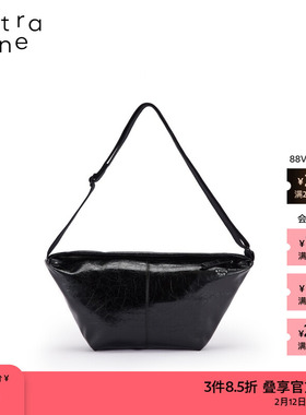 素然extra one 25春季女士经典休闲裂纹牛皮牛角包