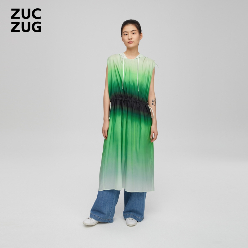 ZUCZUG丝尼龙布带帽无袖连衣裙