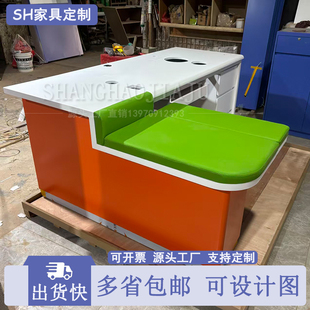儿童医院烤漆接诊台诊疗床儿科门诊疫苗接种桌卡通接种台问诊台