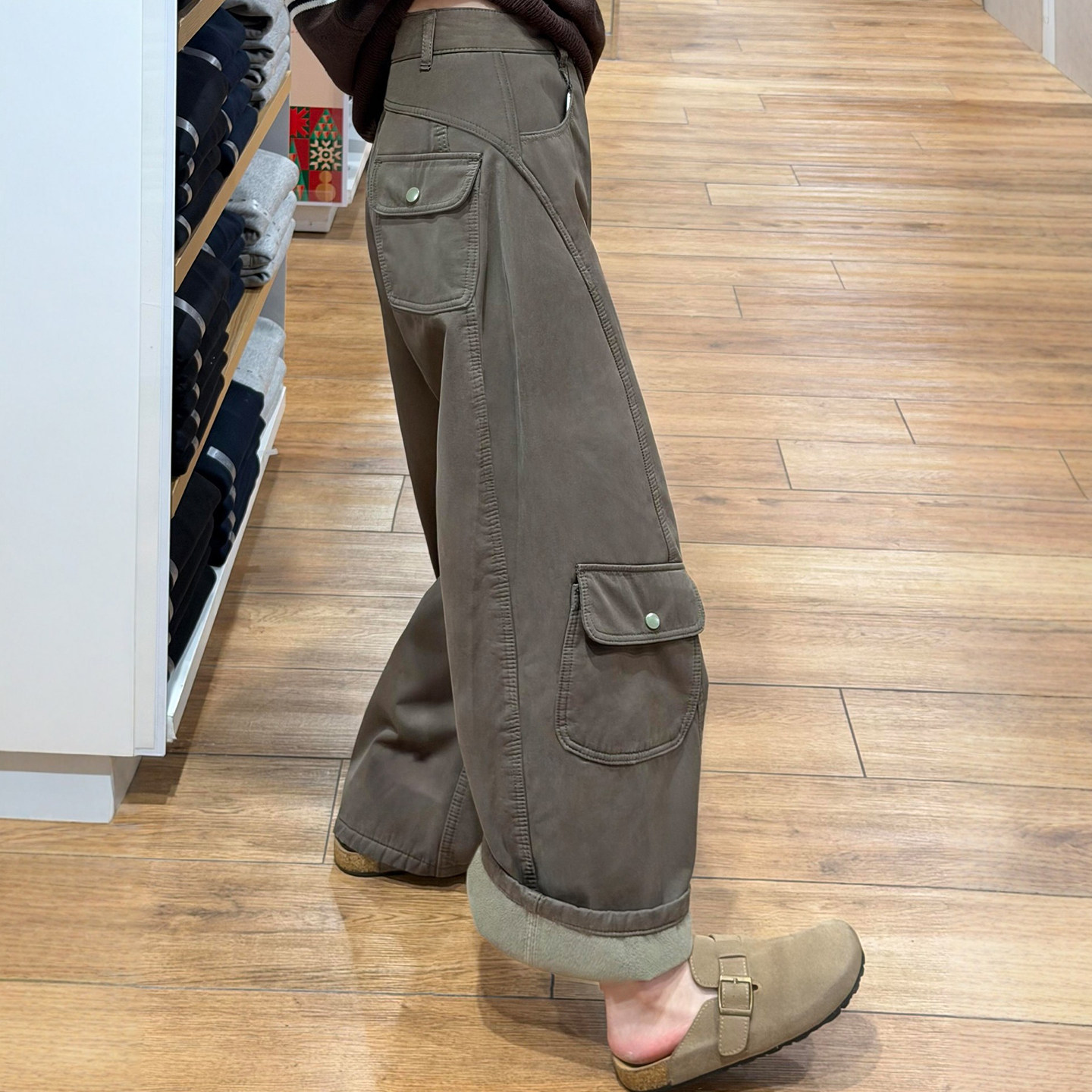 灰绿色工装休闲裤女秋冬加绒加厚胖妹妹mm设计感高腰显瘦阔腿长裤,女装/女士精品,大码裤装,淘宝优惠券,粉丝福利购,淘宝优惠卷