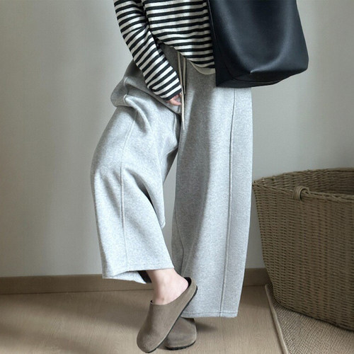 不挑腿的灰色弯刀卫裤！！！