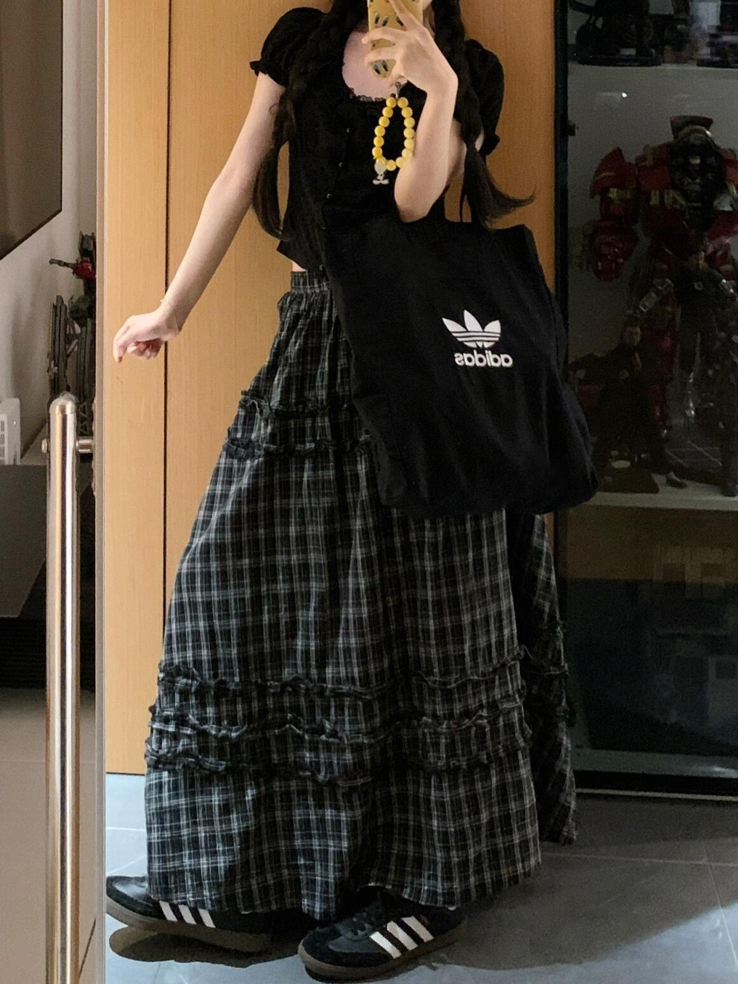 thumbnail for Black and white plaid skirt women's early spring new fat sister mm high-waisted hip covering slim cake A-line big swing skirt