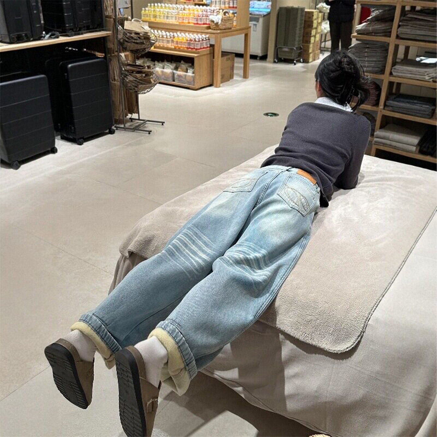 加绒加厚美式阔腿牛仔裤女冬季新款胖妹妹mm高腰宽松显瘦直筒长裤