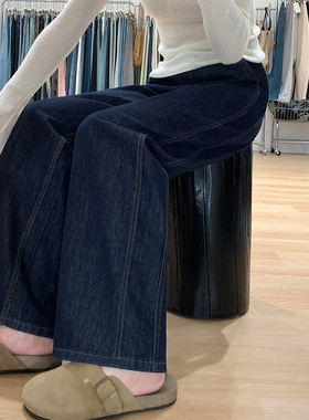 深蓝色直筒牛仔裤女秋冬加绒胖妹妹mm梨型身材高腰宽松显瘦阔腿裤