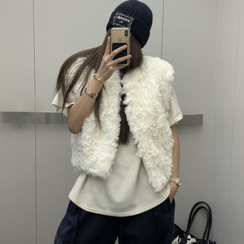 韩国软萌毛绒圆领潮款纯色毛马甲