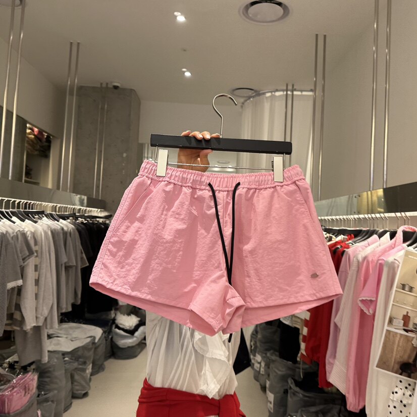 韩国代购女装2026早春运动风潮款糖果色清新松紧腰阔腿短裤潮裤