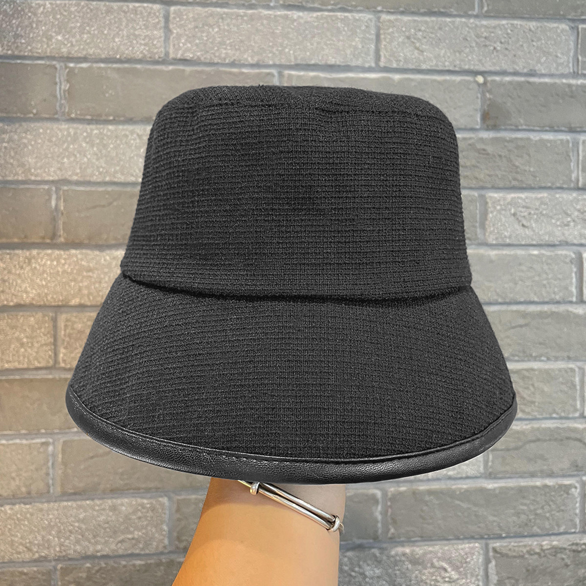 黑色渔夫帽女春夏季日系百搭宽檐盆帽格子可调节逛街女式遮阳帽子