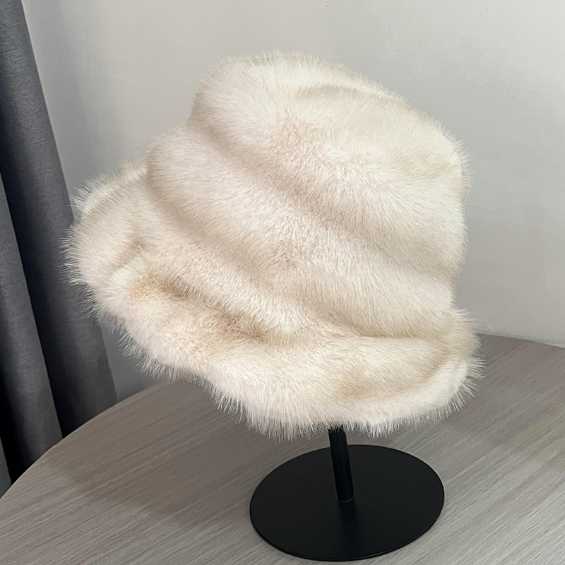 毛绒渔夫帽女冬季时尚显脸小