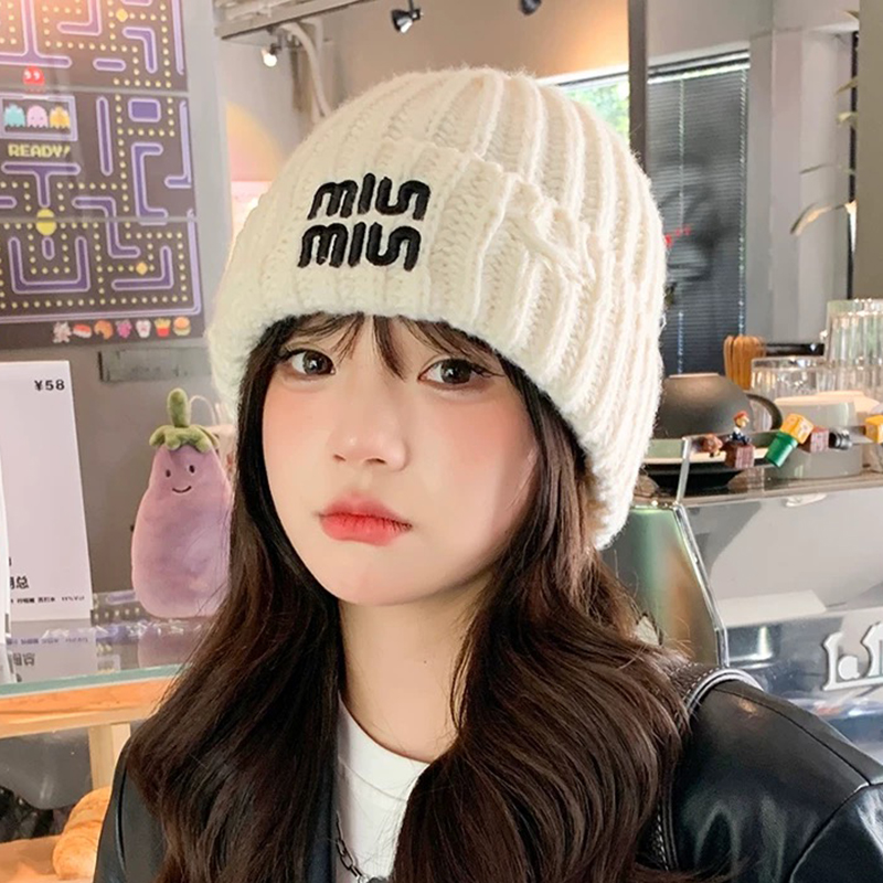 刺绣字母针织帽秋冬季保暖护耳