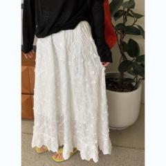 梨形Kiss轻奢高端定制春季刺绣COMMON半裙大摆伞ZHANG腰垂感