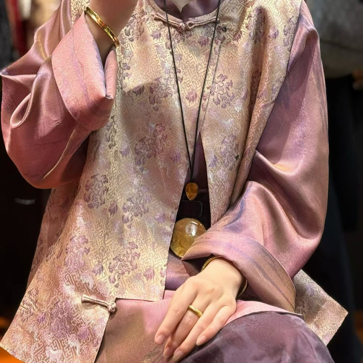 诺诺设计钱新中式柔粉提花真丝香云纱盘扣复古气质马甲YS2-t498,女装/女士精品,马夹,淘宝优惠券,粉丝福利购,淘宝优惠卷