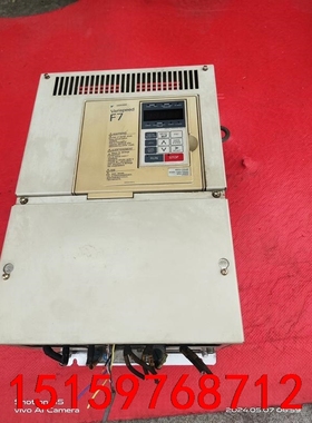 拆机器，剪电线，安川f7 22kw变频器一台。橙色型号如图。议价