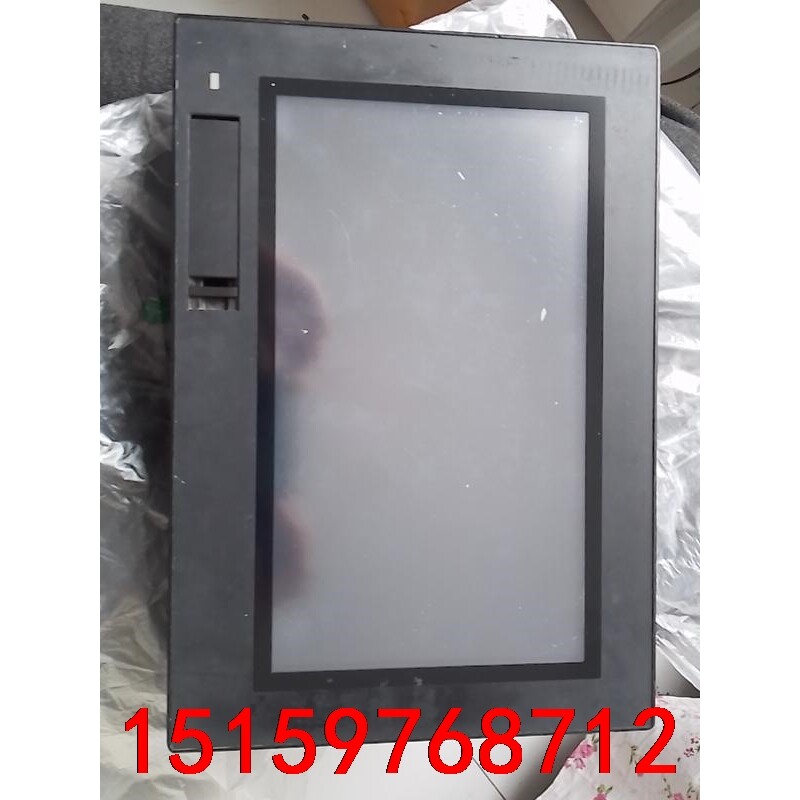 基恩士vt5-w10触摸屏,功能包好,成色是实物图。通电触摸议价