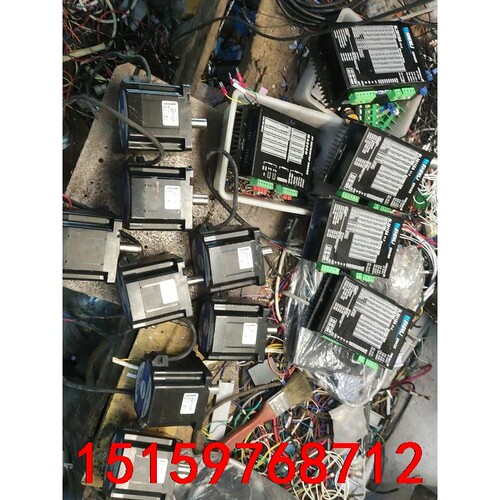 86步进电机，驱动器sl28110a有四个，ma86h有一个议价