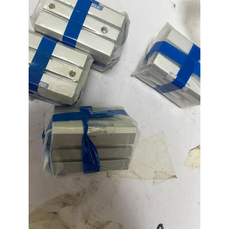 闲置小金井KOGANEI气缸  CDAS25X25   库存议价
