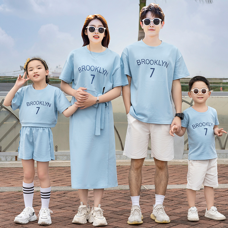 高端亲子装2026夏季一家三口四口母女装洋气半身裙套装时尚网红款